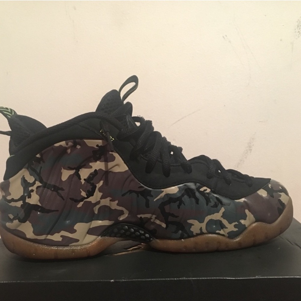 Men’s Nike foamposites